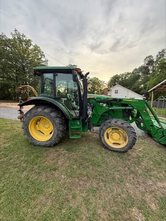 Main image John Deere 5090E